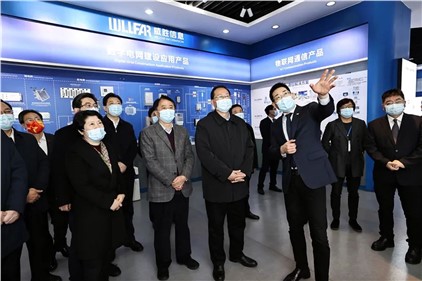毛伟明在长沙调研园区企业和项目建设时强调——抓项目、 强工业、优效劳，，，，，起劲实现“开门红”“开门稳”